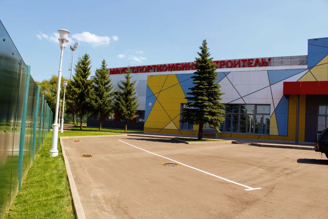 Футбольный стадион «Строитель»